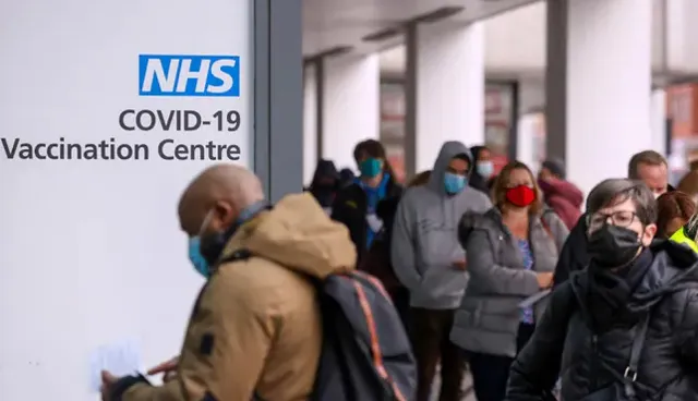 ବର୍ଷକ ତଳେ ଆମେ ଯେଉଁ ରୋଗ ଦେଖିଥିଲେ ‘ଓମିକ୍ରନ୍‌’ ତାହା ନୁହେଁ: ଅକ୍ସଫୋର୍ଡ ବୈଜ୍ଞାନିକ