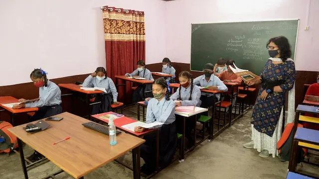 ବଡ଼ଦିନରେ ପିଲାଙ୍କୁ ମାଂସ ଖୁଆଇବାରୁ କର୍ଣ୍ଣାଟକର ବାଗଲକୋଟ୍‌ ସ୍କୁଲ୍‌ରେ ପଡ଼ିଲା ତାଲା