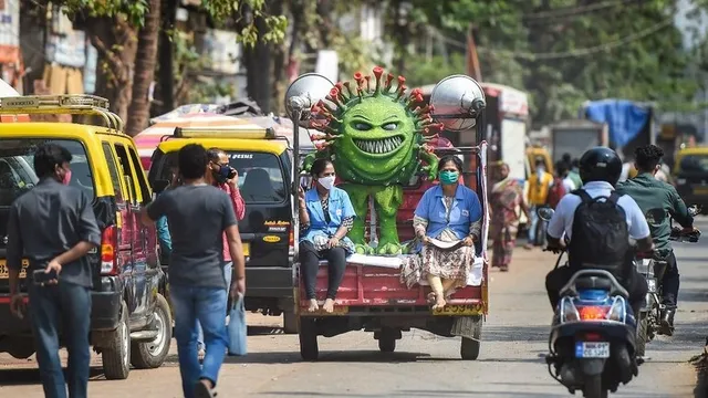 ବଢୁଛି ଆକ୍ରାନ୍ତଙ୍କ ସଂଖ୍ୟା: ମହାରାଷ୍ଟ୍ରରୁ ଆଉ ୭ଜଣ ଓମିକ୍ରନ୍‌ ଦ୍ୱାରା ଆକ୍ରାନ୍ତ, ଦେଶରେ ମୋଟ ଆକ୍ରାନ୍ତଙ୍କ ସଂଖ୍ୟା ହେଲା ୧୨