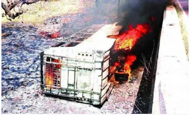 ବସରେ ନିଆଁ ଲାଗି ୨୨ ଜଣ ଯାତ୍ରୀ ପୋଡିଯିବା ଘଟଣା: ଡ୍ରାଇଭର ଓ ମାଲିକଙ୍କୁ ଦଶବର୍ଷ କାରାଦଣ୍ଡରେ ଦଣ୍ଡିତ କଲେ କୋର୍ଟ