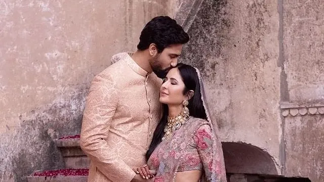 ଆସନ୍ତା ୨୦ରେ କ୍ୟାଟ୍ରିନା-ଭିକ୍କିଙ୍କ ଗ୍ରାଣ୍ଡ ରିସେପସନ, ଏହି ନିୟମ ମାନିଲେ ଅତିଥିଙ୍କୁ ଭୋଜିରେ ସାମିଲ ହେବାକୁ ମିଳିବ ଅନୁମତି