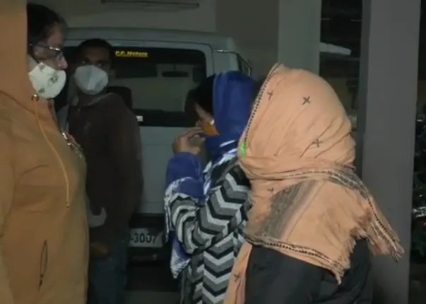 ମାଡ଼ି ବସିଲା ଭିଜିଲାନ୍ସ: ଲାଞ୍ଚନେବା ବେଳେ ଧରାପଡ଼ିଲେ ଆର୍‌ଆଇ, ଏଆର୍‌ଆଇ