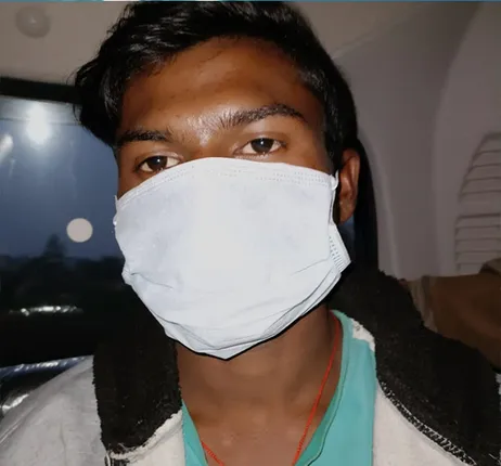 ବଜ୍ରକାପ୍ତା ସହ ଯୁବକ ବନ୍ଧାହେଲେ