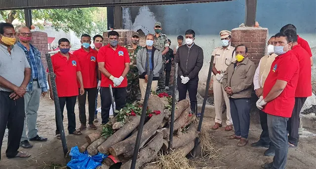 ’ସମ୍ବଳ’ର ୫୦୦ତମ ଅଜଣା ଶବ ସତ୍କାର: ମୁଖାଗ୍ନି ଦେଲେ ଜିଲ୍ଲାପାଳ ଓ ଏସ୍‌ପି