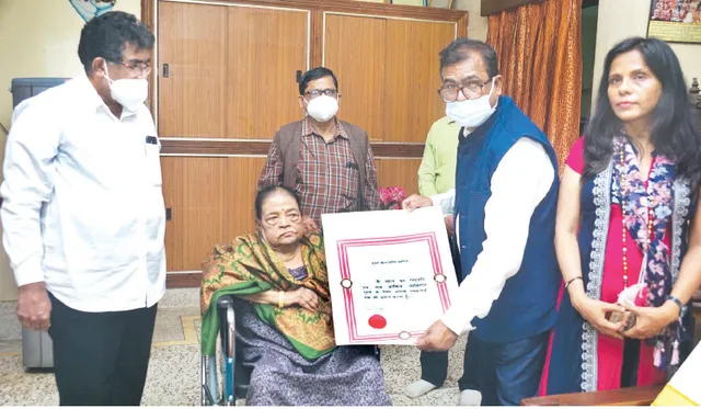 ଡକ୍ଟର ବୀଣାପାଣି ମହାନ୍ତିଙ୍କୁ ଘରେ ଦିଆଗଲା ‘ପଦ୍ମଶ୍ରୀ’