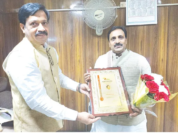 ପ୍ରିୟଦର୍ଶୀ ମିଶ୍ରଙ୍କୁ ‘ପ୍ରେରଣାଦାୟୀ ବ୍ୟକ୍ତିତ୍ବ ସମ୍ମାନ’