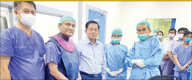 ମିଆଁମାର ପ୍ରଧାନମନ୍ତ୍ରୀଙ୍କୁ ‘ରେନ୍‌ବୋ ଚିଲ୍‌ଡ୍ରେନ୍‌ସ ହାର୍ଟ ଇନଷ୍ଟିଚ୍ୟୁଟ୍‌’ର ଚିକିତ୍ସା ସେବା