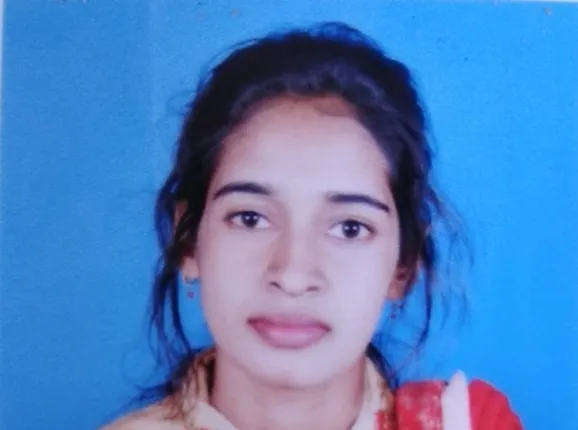 ଇଞ୍ଜିନିୟରିଂ ଚାକିରି ଛାଡି ରାଜନୀତିରେ ପାଦ ଥାପିଲେ ଆଦିବାସୀ ଯୁବତୀ