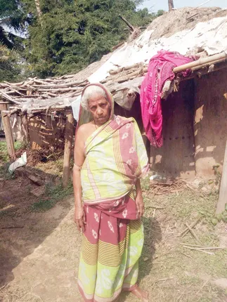 ଦୁର୍ଦ୍ଦିନରେ ଜୀବନ, ପାଞ୍ଚ କିଲୋ ଚାଉଳକୁ ପାଞ୍ଚଶହ ଭତ୍ତା....ସରକାରୀ ଆବାସ କାହା ପାଇଁ?