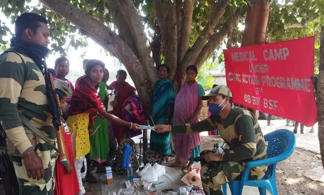 ବିଏସଏଫ ତରଫରୁ ଜନ ସମ୍ପର୍କ ଶିବିର ଅନୁଷ୍ଠିତ