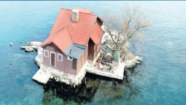 ବିଚିତ୍ର ଶାନ୍ତିର ଦ୍ବୀପ