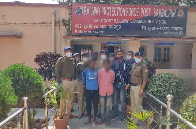 ସମ୍ବଲପୁର ଆର୍‌ପିଏଫ୍‌ ହାତରେ ଧରାପଡିଲେ ୨ ହତ୍ୟାକାରୀ