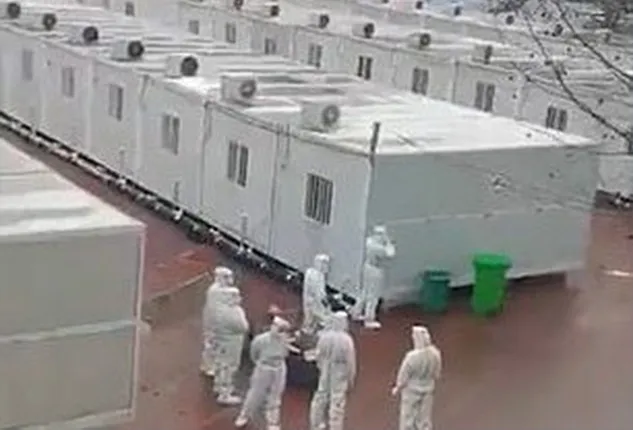 ଚୀନ୍‌ର ଶୂନ୍ୟ କୋଭିଡ୍ ନୀତି: ଛୋଟ ବାକ୍ସ ଘରେ ରହୁଛନ୍ତି ଆକ୍ରାନ୍ତ