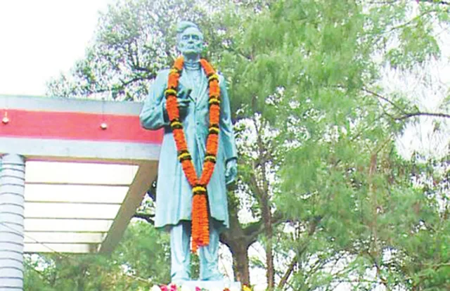 ଫକୀରମୋହନ ସେନାପତିଙ୍କ ରାଜ୍ୟସ୍ତରୀୟ ଜୟନ୍ତୀ: କାଳଜୟୀ କୃତି ପାଇଁ ସଂକ୍ରାନ୍ତି ପୁରୁଷ ଚିରସ୍ମରଣୀୟ