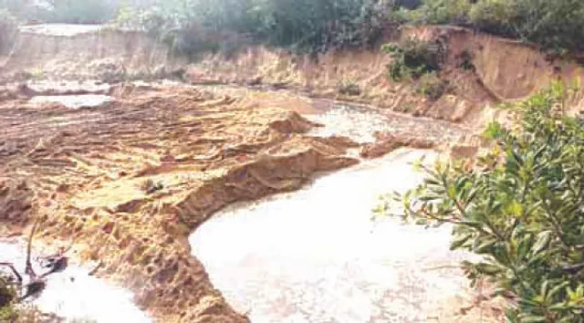 କୋଣାର୍କ ସୂର୍ଯ୍ୟମନ୍ଦିର ନିକଟରୁ ବାଲି ଚୋରି ଘଟଣା: ସିଲ୍‌ ହେଲା ବାଲି ଖୋଳା ସ୍ଥାନ