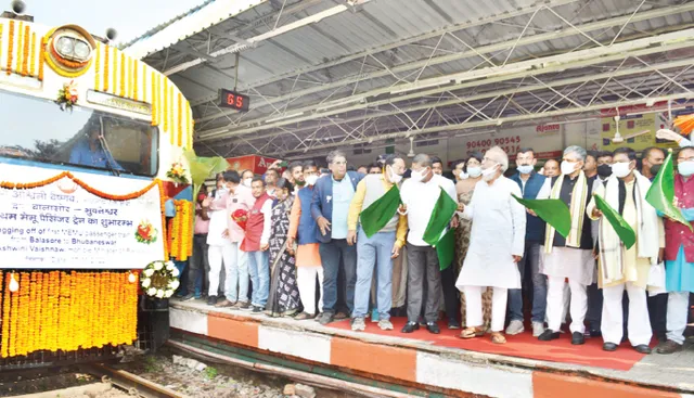 ବାଲେଶ୍ୱରରୁ ରାଜଧାନୀକୁ ଗଡ଼ିଲା ମେମୁ ଟ୍ରେନ୍