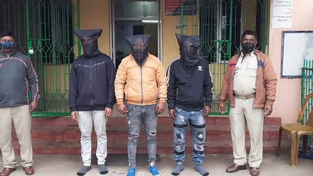 ଗହଣା ଦୋକାନରୁ ଡକାୟତି ଯୋଜନା ପଣ୍ଡ: ୩ ଗିରଫ