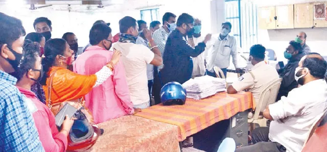 ସାହାରାରେ ଫସିଛି କଟକବାସୀଙ୍କ ୨ ଶହ କୋଟି! ୫୦୦ ଏଜେଣ୍ଟ, ୧୫ ହଜାର ଜମାକାରୀ ଚିନ୍ତାରେ