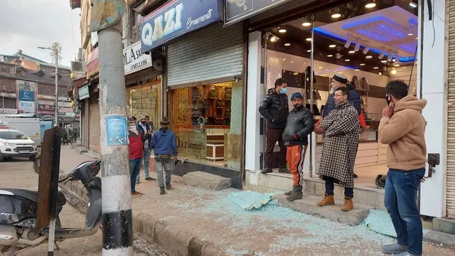 ଗଣତନ୍ତ୍ର ଦିବସ ପୂର୍ବରୁ ଶ୍ରୀନଗରରେ ଗ୍ରେନେଡ ଆକ୍ରମଣ, ୩ଜଣ ସାଧାରଣ ନାଗରିକ ଆହତ