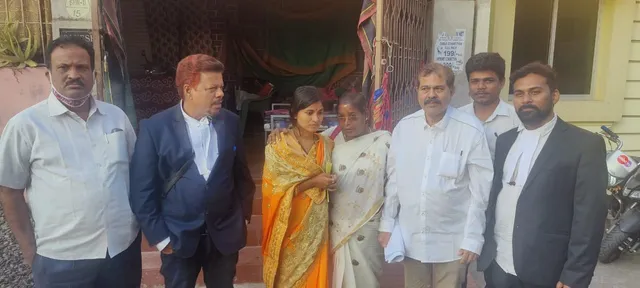 ସୁମିତ-ତପସ୍ବିନୀ ମାମଲାର ଚୂଡ଼ାନ୍ତ ରାୟ: ଶ୍ବଶୁର ଘରେ ରହିବେ ତପସ୍ବିନୀ, ସୁମିତ ଦେବେ ମାସିକ ୧୭ ହଜାର