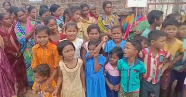 ସ୍କୁଲ ଉଚ୍ଛେଦରୁ ସାଲେଦମକି ଗ୍ରାମବାସୀ ଭୋଟ ଦେଲେନି