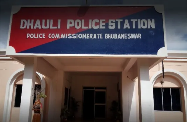 ଧଉଳି ଥାନାଞ୍ଚଳରେ ବ୍ୟାପକ ପୁଲିସ ମୁତୟନ