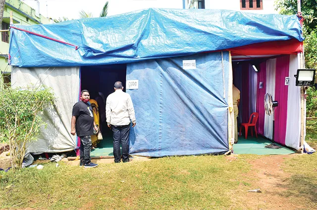 ବାଙ୍କୁଆଳ ୬ ଓ ୭ ନମ୍ବର ବୁଥ୍‌ରେ ଅସନ୍ତୋଷ: ରାଜଧାନୀରେ ପଲିଥିନ୍‌ ଛପର ବୁଥ୍‌