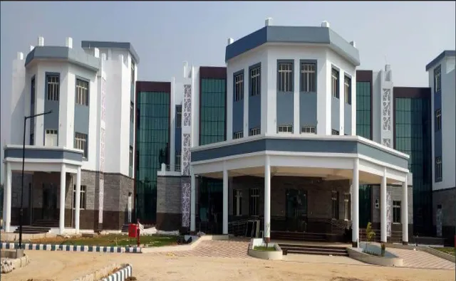 ଡାକ୍ତର ନିଯୁକ୍ତିରେ କେଁ: ଖୋଲିପାରୁନି ବାଲେଶ୍ବର ଏମ୍‌ସ ଓପିଡି, ଚୁକ୍ତିଭିତ୍ତିକ ପଦ ପାଇଁ ଆବେଦନ କରୁନାହାନ୍ତି ଡାକ୍ତର