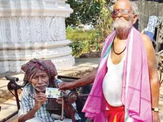 ବୟସ ବାଧା ନୁହେଁ : ୭୨ ବର୍ଷରେ ସାଇକେଲ ଧରି ପ୍ରଚାର କରୁଛନ୍ତି ପୂର୍ବତନ ସରପଞ୍ଚ