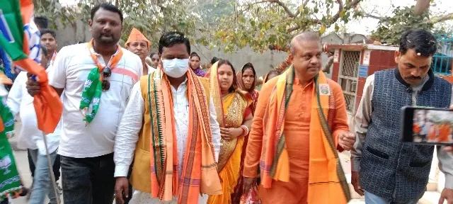 ପ୍ରାକ୍ତନ ସରପଞ୍ଚଙ୍କ ପ୍ରତିମୂର୍ତ୍ତି ଉନ୍ମୋଚନ କଲେ କେନ୍ଦ୍ରମନ୍ତ୍ରୀ