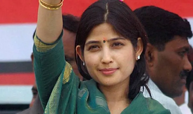 ଲୁହାର କଳଙ୍କି ସହ ଯୋଗୀଙ୍କ ପୋଷାକକୁ ତୁଳନା କଲେ ଅଖିଳେଶଙ୍କ ପତ୍ନୀ