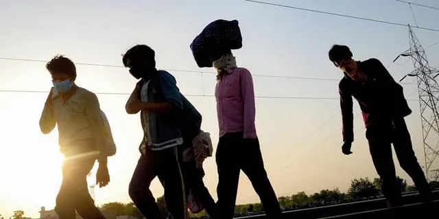 ଗଣତନ୍ତ୍ରର ମହାପର୍ବରେ ପ୍ରବାସୀ ଶ୍ରମିକ ଅଲୋଡ଼ା: ଗାଁଗାଁରେ ଝୁଲୁଛି ତାଲା