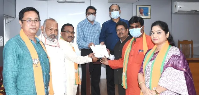 ଖୋର୍ଦ୍ଧା ଜିଲ୍ଲାପାଳଙ୍କ ବହିଷ୍କାର ପାଇଁ ବିଜେପିର ନିର୍ବାଚନ କମିସନରଙ୍କୁ ଦାବିପତ୍ର