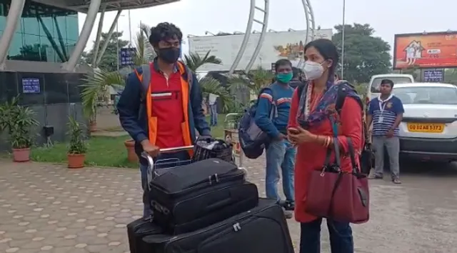 ୟୁକ୍ରେନରୁ ଭୁବନେଶ୍ୱର ଫେରିଲେ ଓଡ଼ିଆ ଛାତ୍ରଛାତ୍ରୀ