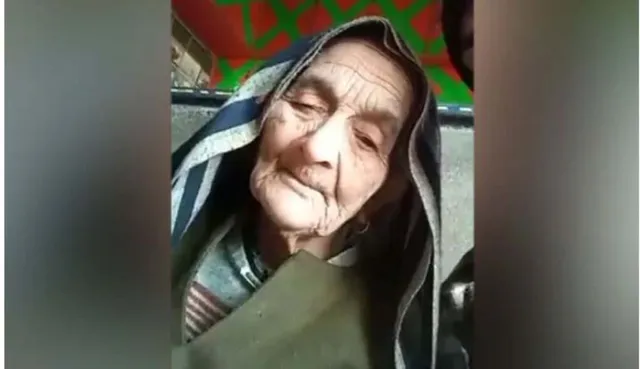 ବୃଦ୍ଧାଙ୍କ ଇଂରାଜୀ କହିବାର ଭିଡିଓ ହେଲା ଭାଇରାଲ