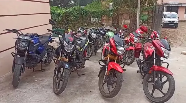 ଉଦ୍ଧାର ହେଲା ୧୨ଟି ଚୋରି ବାଇକ୍: ୪ ଗିରଫ