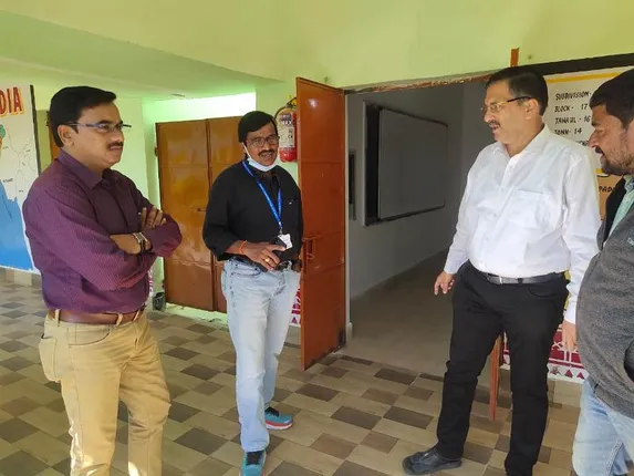 ନିର୍ବାଚନ ପର୍ଯ୍ୟବେକ୍ଷକଙ୍କ ନୂଆଗାଁ ଓ କୁଆରମୁଣ୍ଡା ବ୍ଲକ ପରିଦର୍ଶନ