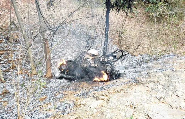 ବିଜେଡି-ବିଜେପି କର୍ମୀ ହାତାହାତି, ପଥର ମାଡ଼ରେ ୬ ଆହତ, ଦୁଇ ବାଇକ୍‌ ପୋଡ଼ି