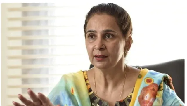 ସ୍ୱାମୀ ହସିଦେଲେ, ସ୍ତ୍ରୀ ଗର୍ଜିଲେ: ଚନ୍ନିଙ୍କ ମୁଖ୍ୟମନ୍ତ୍ରୀ ଚେହେରାକୁ ନେଇ ପ୍ରଶ୍ନ ଉଠାଇଲେ ନବଜୋତ