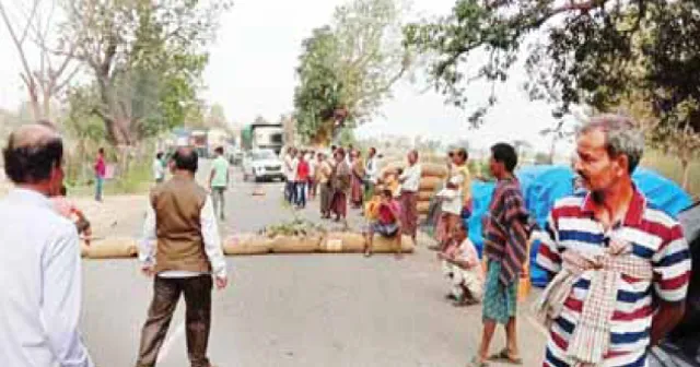 ସରିନି ଧାନମଣ୍ଡି ସମସ୍ୟା: ଚାଷୀଙ୍କ ରାଜପଥ ଅବରୋଧ