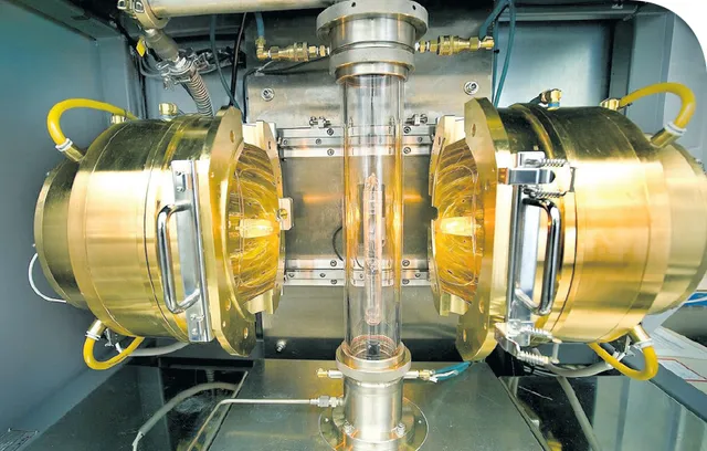 କୋଠରି ତାପମାତ୍ରାରେ ସୁପର୍‌କଣ୍ଡକ୍ଟର୍‌