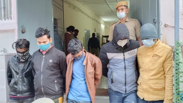 ଧରାପଡ଼ିଲେ ୫ ଆନ୍ତଃରାଜ୍ୟ ସାଇବର ଲୁଟେରା: ୧୫ ମିନିଟ୍‌ରେ ଗାଏବ କରି ନେଇଥିଲେ ସାଢ଼େ ୧୨ ଲକ୍ଷ ଟଙ୍କା