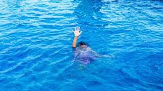 ପ୍ରେମଦିବସରେ ବାପା-ମା’ ଫଟୋ ଉଠାଇବାରେ ବ୍ୟସ୍ତ ଥିବାବେଳେ ସୁଇମିଂପୁଲରେ ବୁଡ଼ି ୨ବର୍ଷ ଶିଶୁର ମୃତ୍ୟୁ