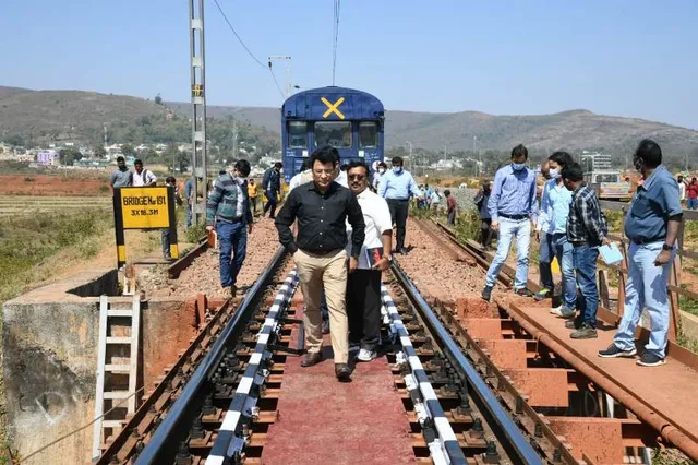 କୋରାପୁଟ ଦେଇ ଚାଲିବ ଭିଶ୍ଟାଡମ୍ କୋଚ