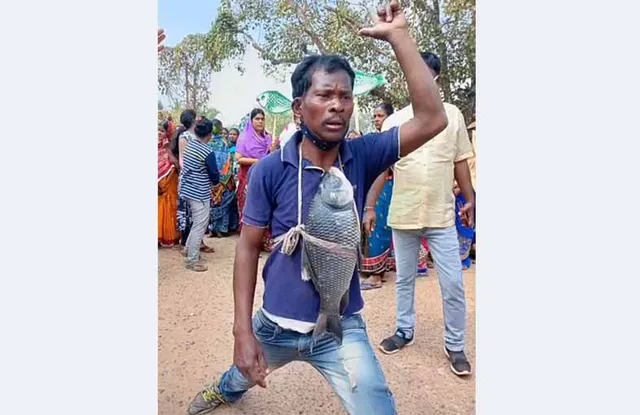 ରାମଚନ୍ଦ୍ରପୁର, ସାଇକୁଳ ପଞ୍ଚାୟତରେ ଜିଅନ୍ତା ମାଛ ଧରି ପ୍ରଚାର