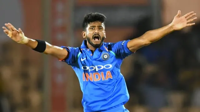 ଖଲିଲଙ୍କୁ ମୁମ୍ବାଇ ପରିବର୍ତ୍ତେ ଦିଲ୍ଲୀକୁ ବିକିଲେ ଚାରୁ