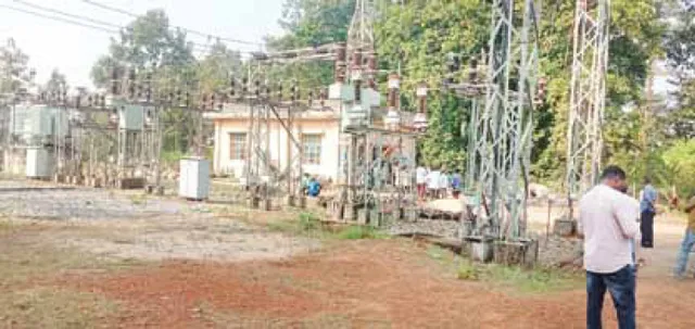 ବିଦ୍ୟୁତ୍ ଉପଭୋକ୍ତାଙ୍କ ପାଇଁ ସାଂଘାତିକ ଷଡ଼୍‌ଯନ୍ତ୍ର: ହାତୀ ଆଳରେ ୫ ବର୍ଷ ହେଲା ବିଦ୍ୟୁତ୍ କାଟ୍‌