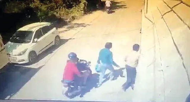 ଜମି ବିକ୍ରି ଟଙ୍କା: ଝାମ୍ପିନେଲେ ୧୫ ଲକ୍ଷ