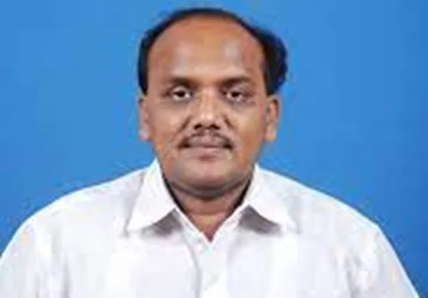 ପୂର୍ବତନ କର୍ପୋରେଟର୍‌ଙ୍କ ସ୍ବାମୀ ଗିରଫ ଘଟଣା, କାର୍ଯ୍ୟାନୁଷ୍ଠାନ ପାଇଁ କମିସନରଙ୍କୁ ପରାମର୍ଶ ଦେଇଥି‌ଲି: ପୂର୍ବତନ ବିଧାୟକ