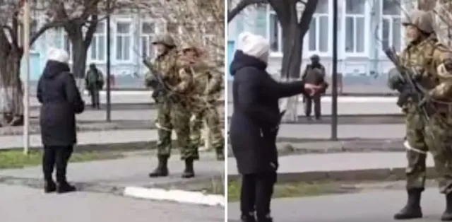 ତୁମେ ମଲା ପରେ ସୂର୍ଯ୍ୟମୁଖୀ ହୋଇ ଫୁଟିବ, ଏଭଳି କହି ଋଷ ସୈନିକଙ୍କୁ ମଞ୍ଜି ଦେଲେ ୟୁକ୍ରେନୀୟ ମହିଳା